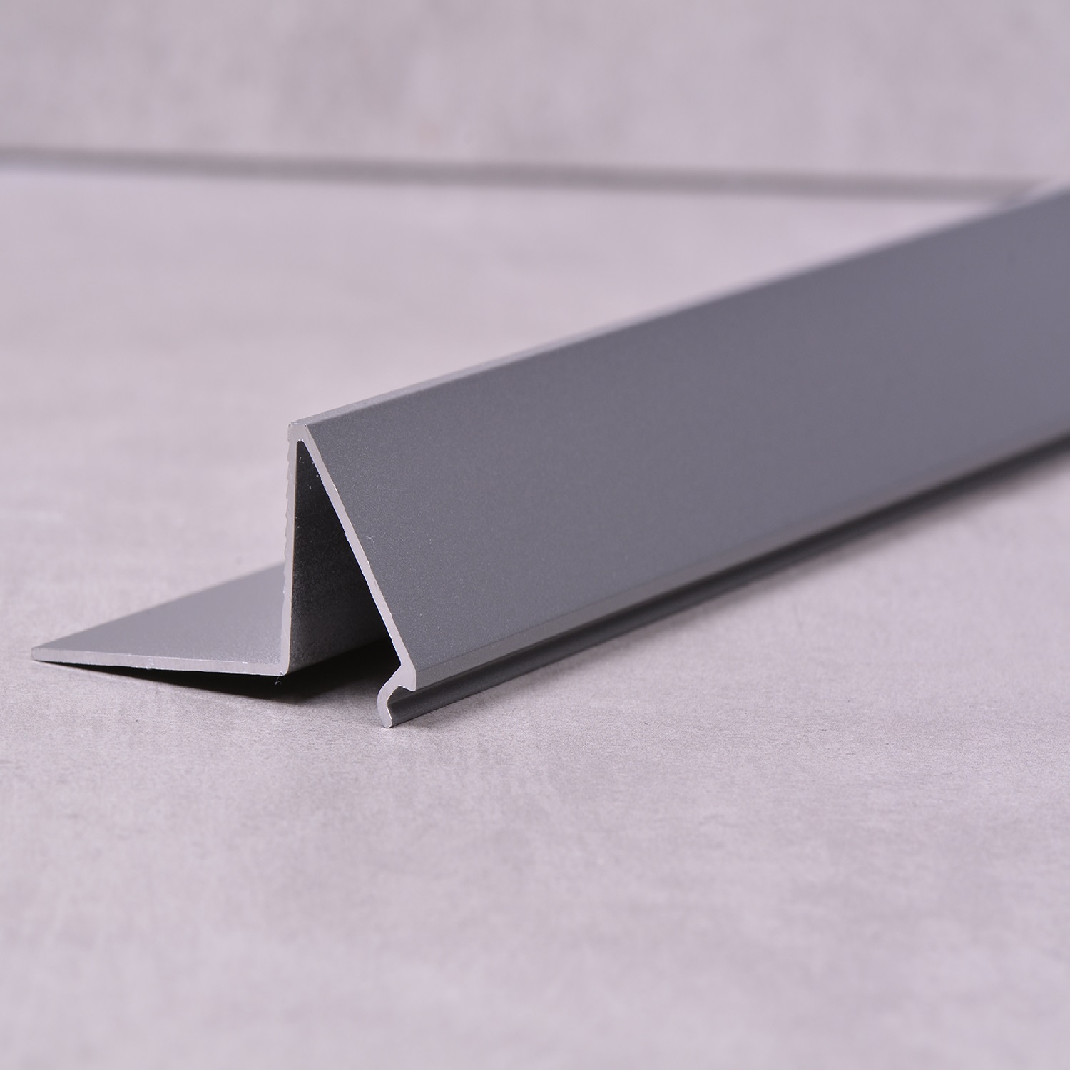 Профиль поверхности порошкового покрытия цвета размера ОЭМ изготовленный на заказ алюминиевый
