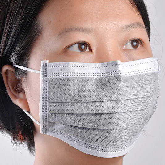 Одноразовая нетканая 4-слойная маска для лица с активированным углем
