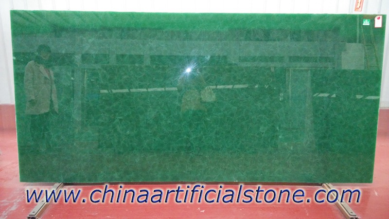 Лист из нефритового стекла с зеленой подсветкой Magna Glass
