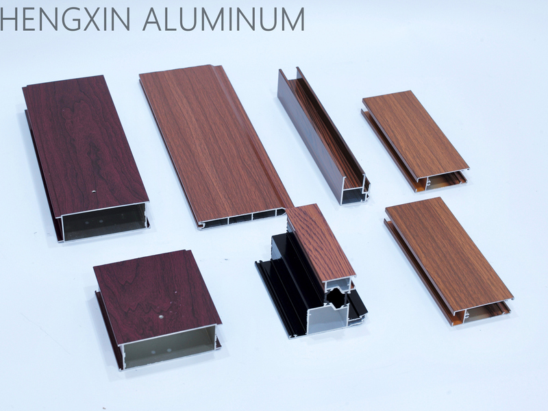 Применение алюминиевого экструзионного профиля Shengxin с анодированием и деревянным зерном
