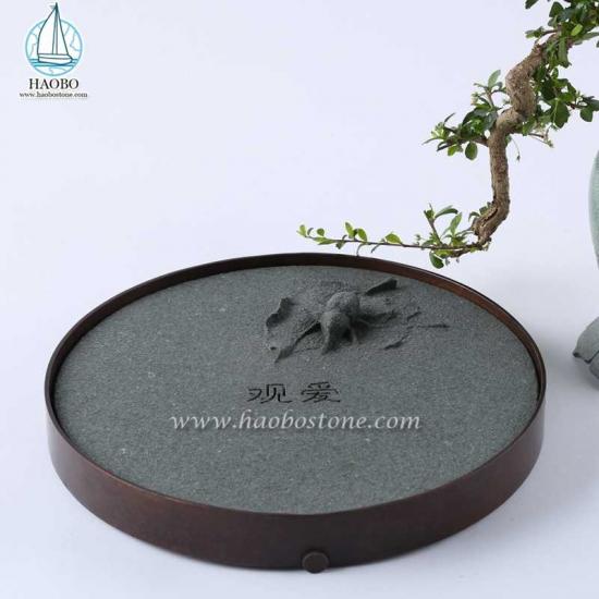 Китайский серый гранит круглой формы резной каменный чайный поднос с насекомыми
